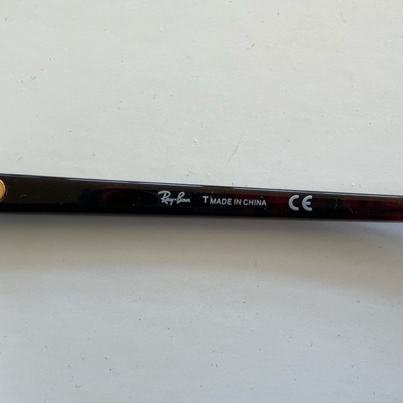 New Ray-Ban Clubmaster Classic, Polished Red Havana - Picture 4 of 6